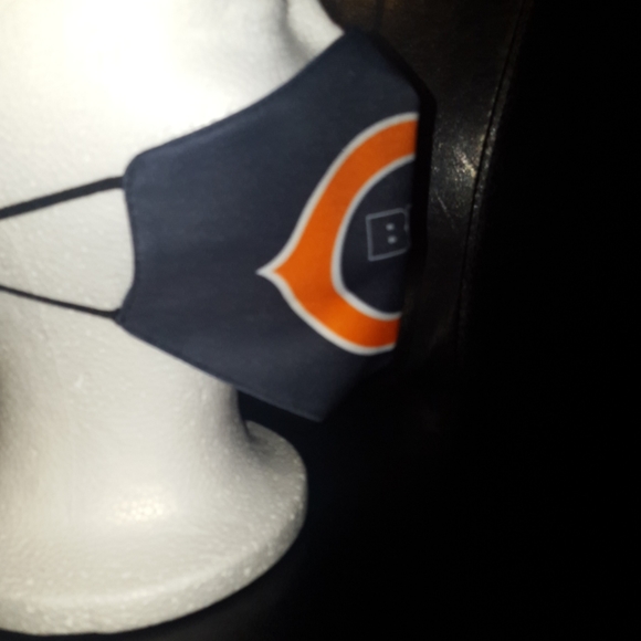 ❤NEW Chicago Bears Mask❤ - Picture 4 of 8